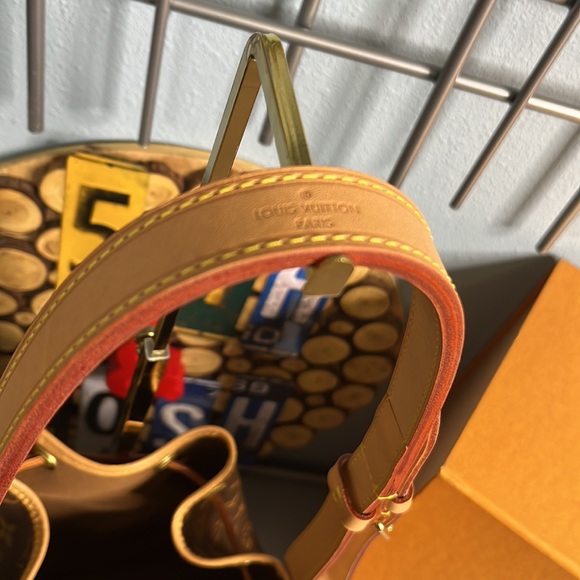 Louis Vuitton Noé Monogram - Picture 9 of 11